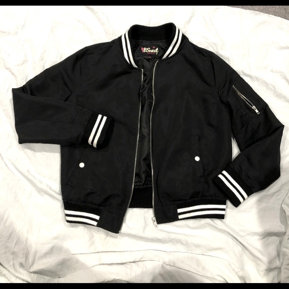 B SWEET Clothing Co women’s black bomber jacket size L NWOT never used - Picture 2 of 16